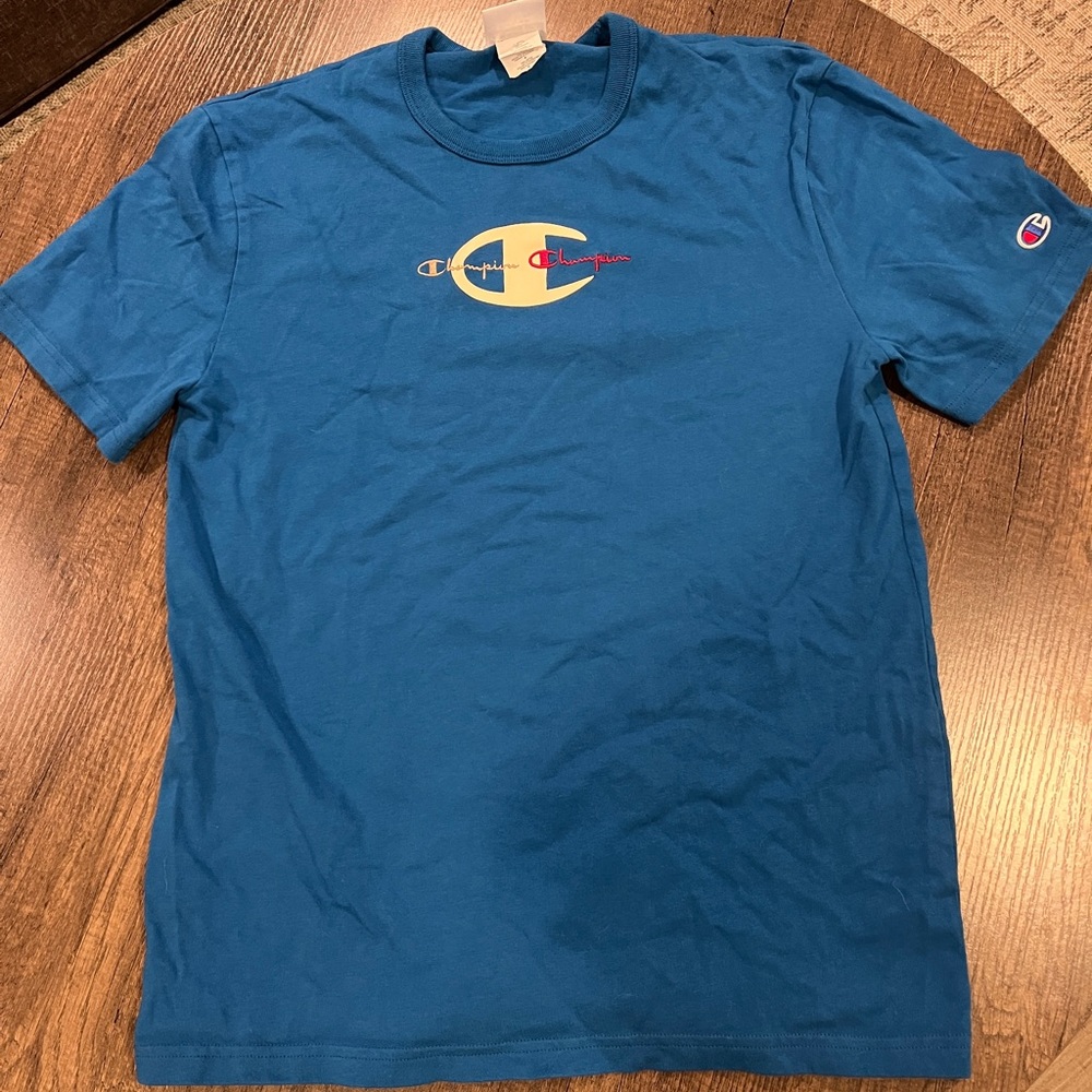 Men’s CHAMPION short sleeve tee (2) medium